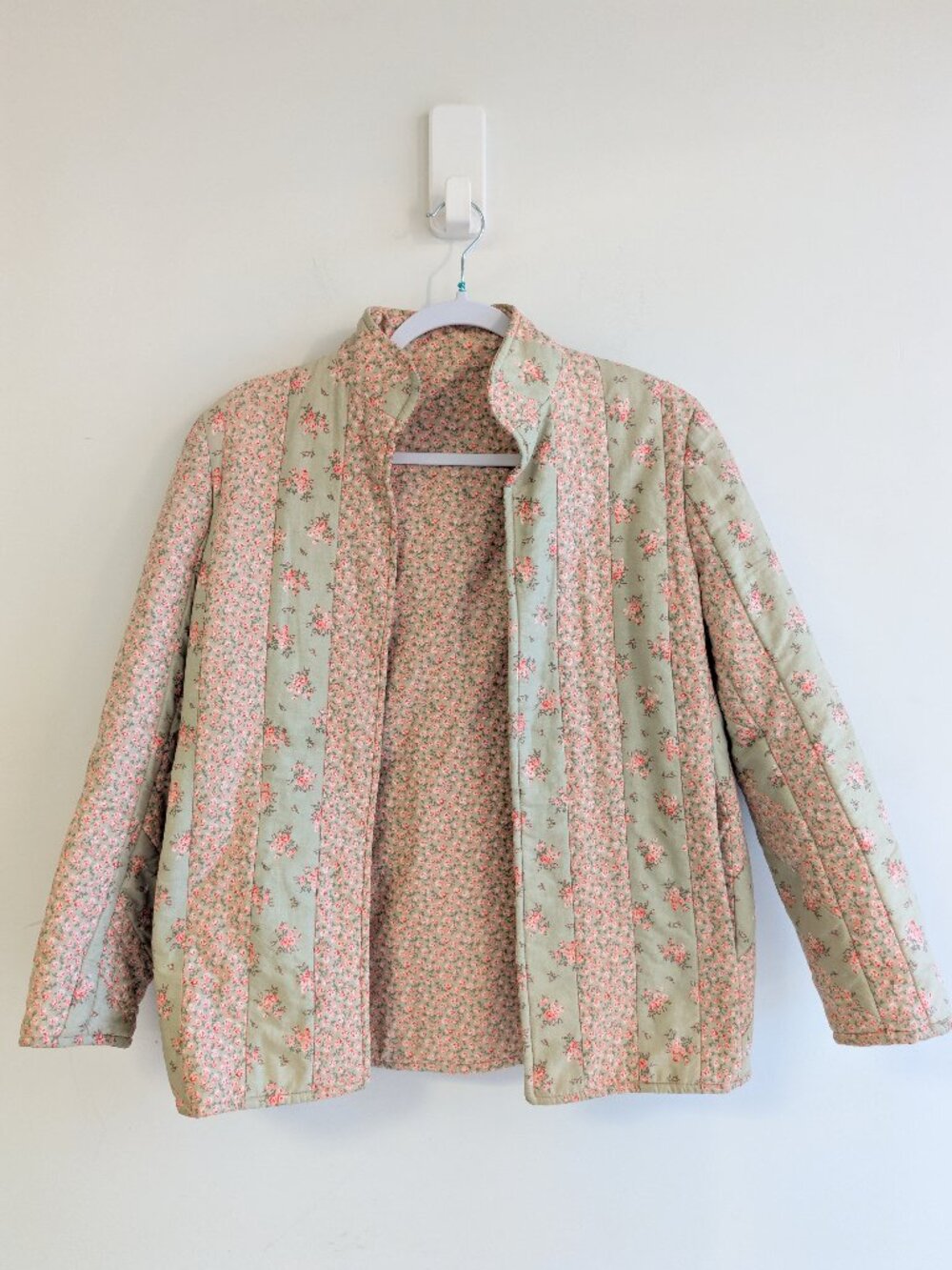 Handmade (?) Floral print reversible quilted jacket